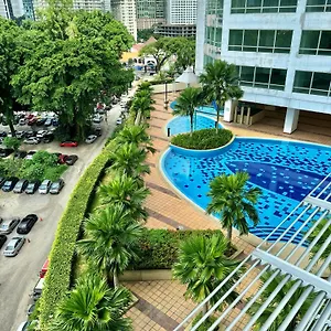 Habibi Klcc Хостел